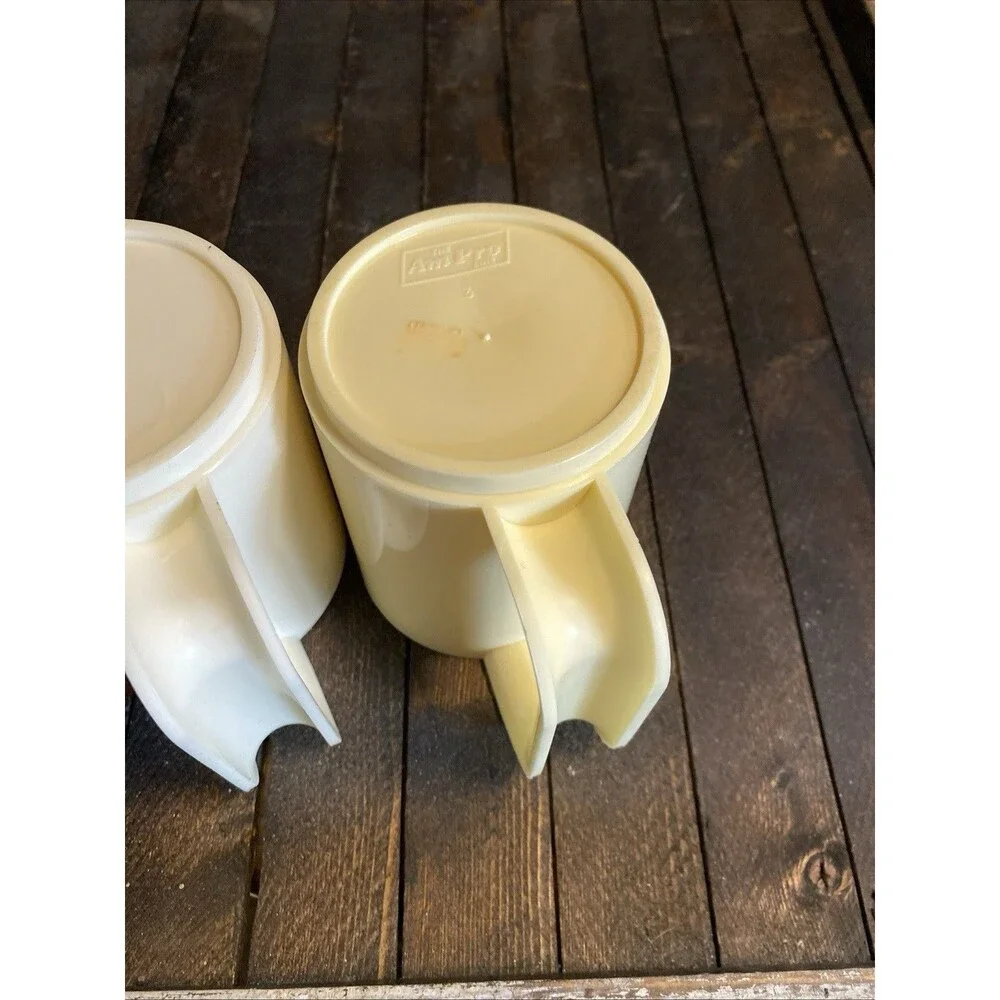 Vintage Set Of 6 Of Mugs The Am Pro Line Stackable Plastic Mugs